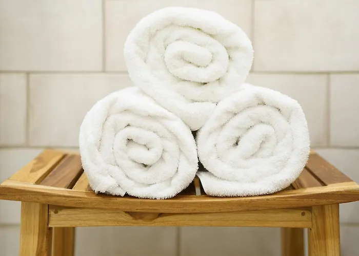 The Old Antiques Warehouse Apartamento *